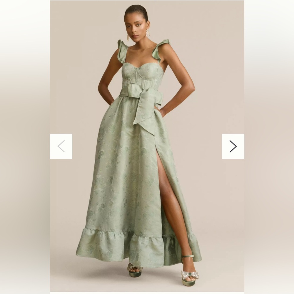 V. Chapman Veronica Dress Maxi Sage Green